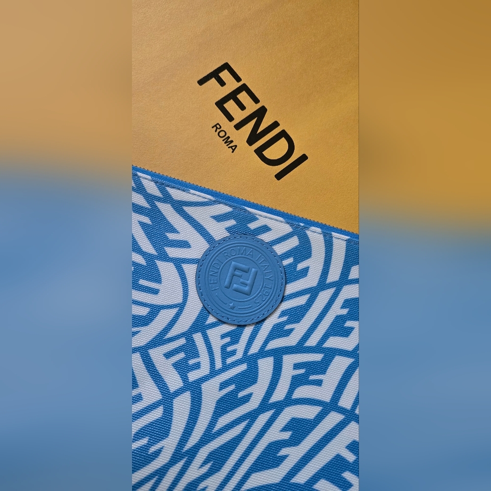 Fendi Bag - Picture 2 of 4